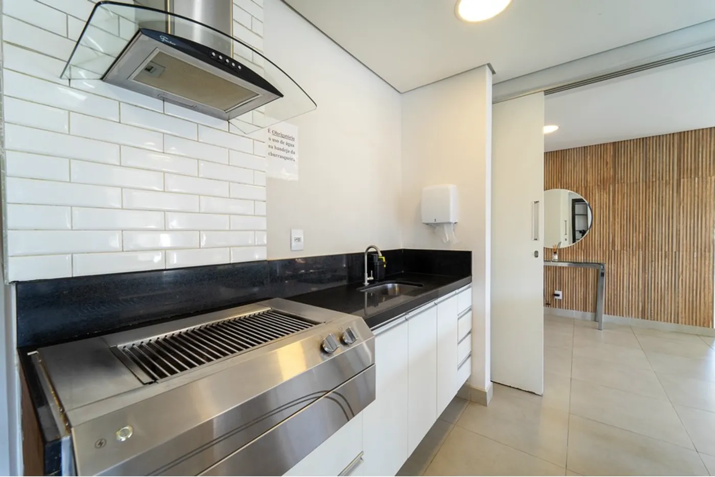 RQCAM 142 Apto 690591074-7 - REMAX Máxima Exclusividades
