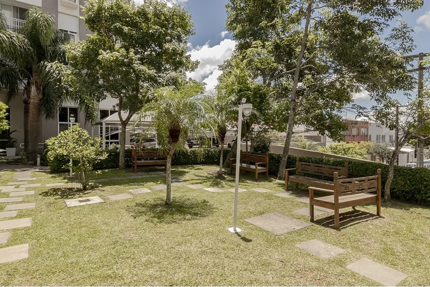 CRL 135 Apto 612541029-14 - REMAX Street Exclusividades