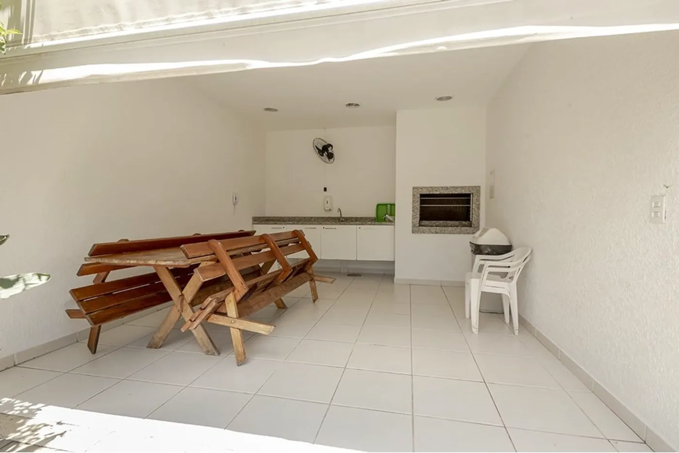 CRL 135 Apto 612541029-14 - REMAX Street Exclusividades