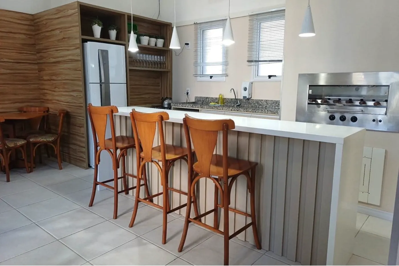CRL 135 Apto 612541029-14 - REMAX Street Exclusividades