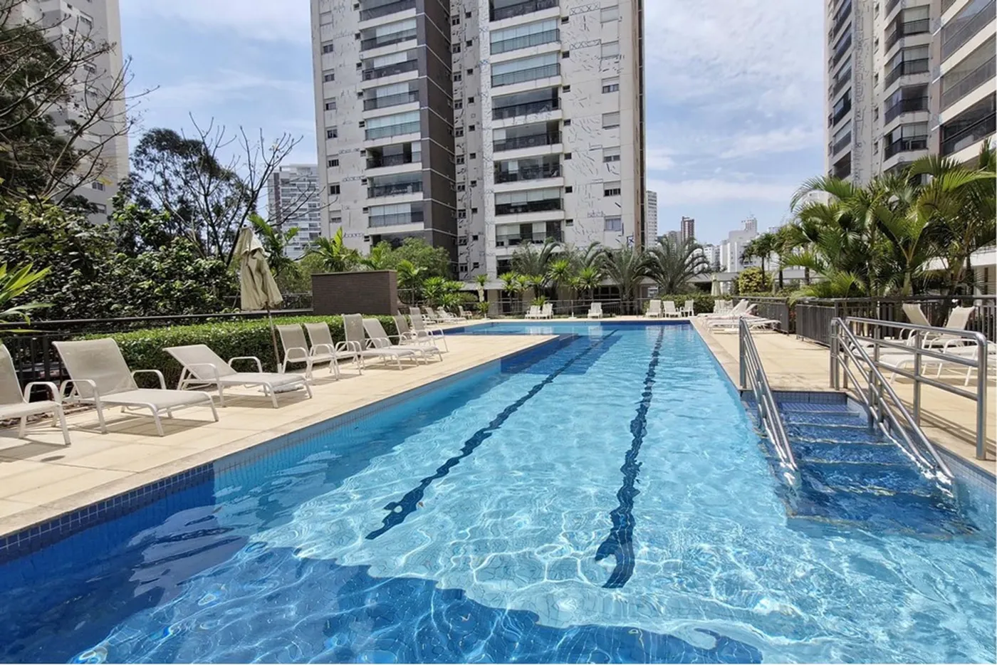 MJSDS 391 Apto 601361044-59 - REMAX Trio Exclusividades