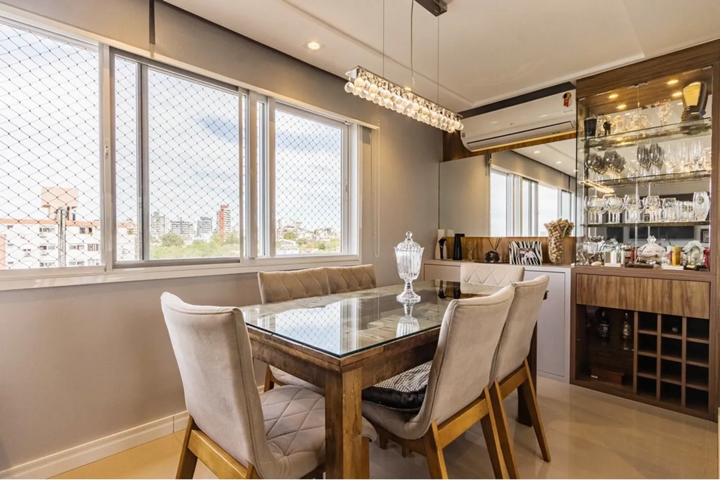 JISCJ 213 Apto 612511054-40 - REMAX Moderna Exclusividades