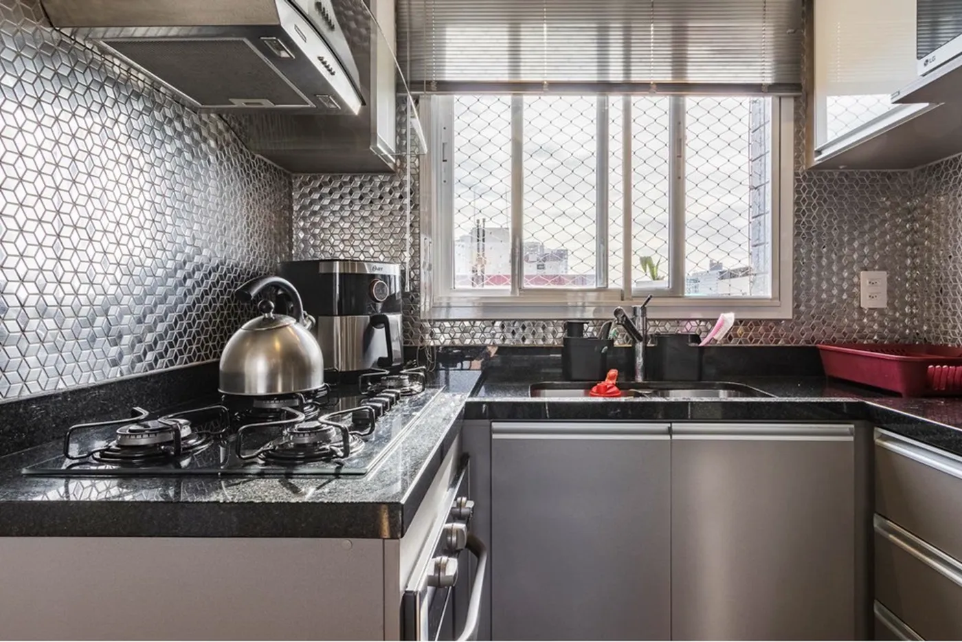 JISCJ 213 Apto 612511054-40 - REMAX Moderna Exclusividades