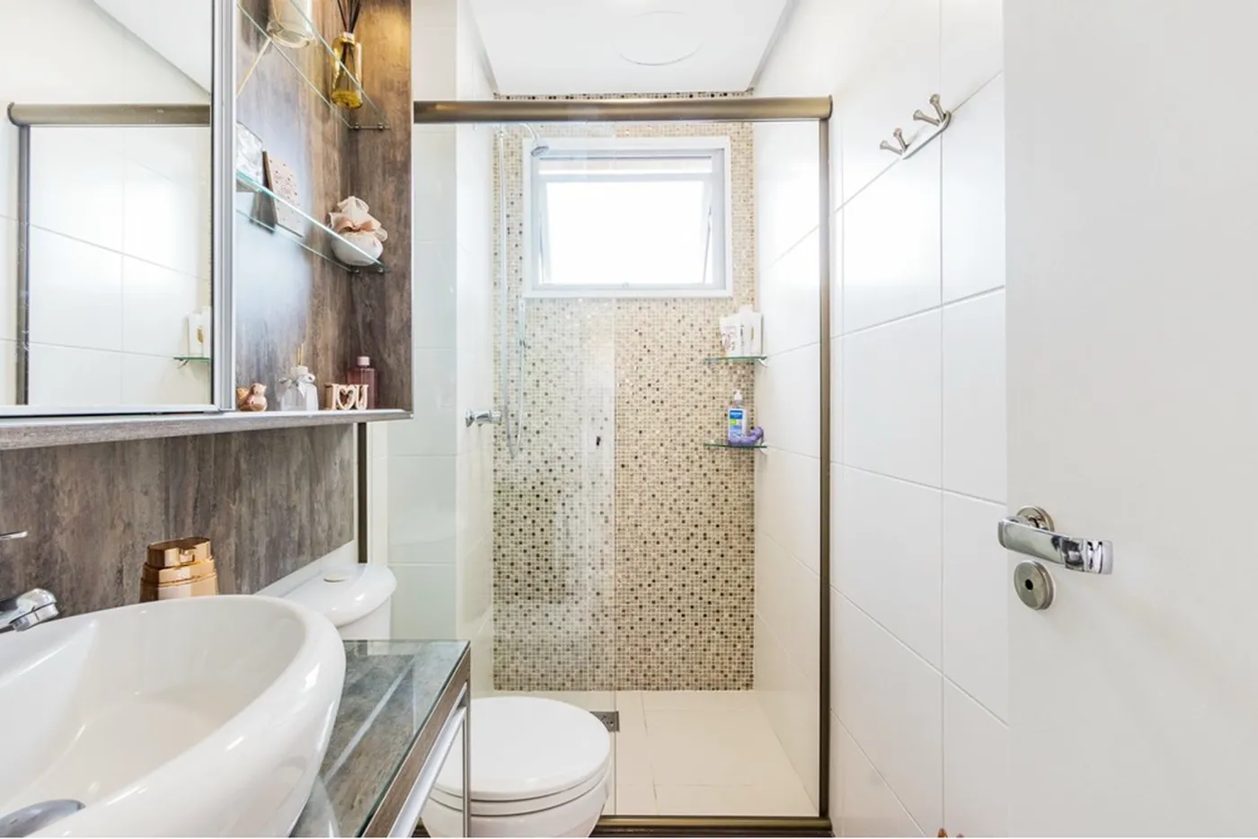 JISCJ 213 Apto 612511054-40 - REMAX Moderna Exclusividades
