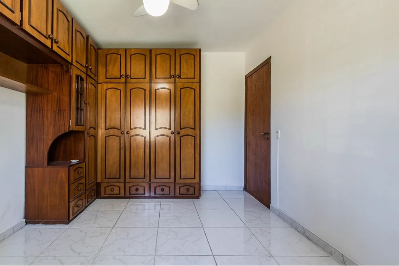 SSIDC 183 Apto 612511054-41 - REMAX Moderna Exclusividades