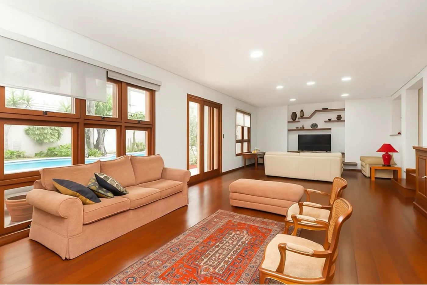 VISF 178 Casa 601371001-106 - REMAX Boutique Exclusividades