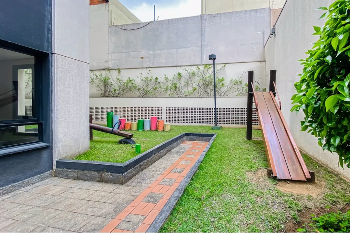 MM 534 Apto 601721006-103 - REMAX Front Exclusividades