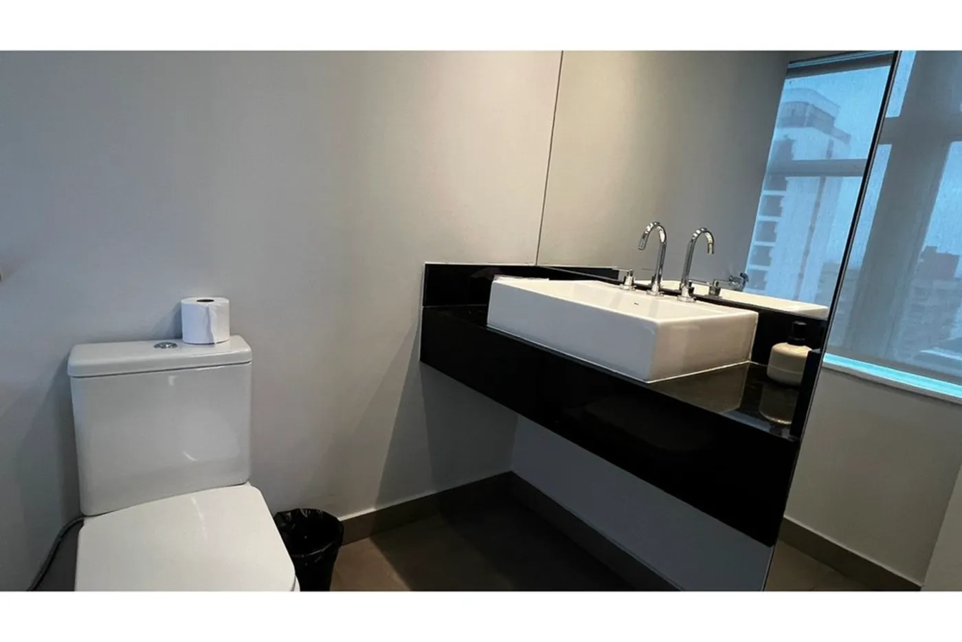 JPJEDL 680 Sala 601361051-47 - REMAX Trio Exclusividades