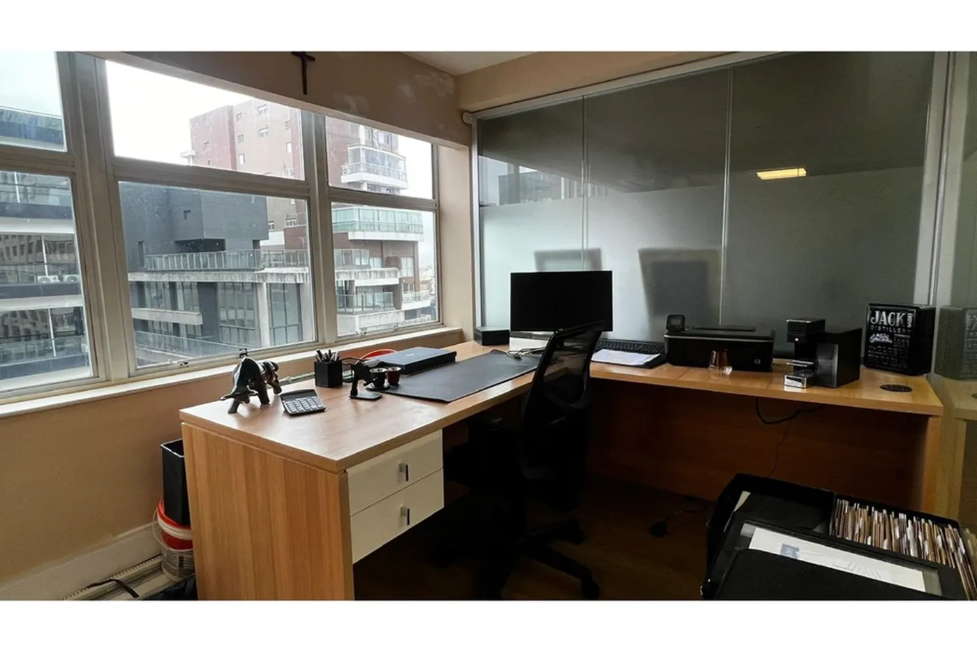 JPJEDL 680 Sala 601361051-47 - REMAX Trio Exclusividades