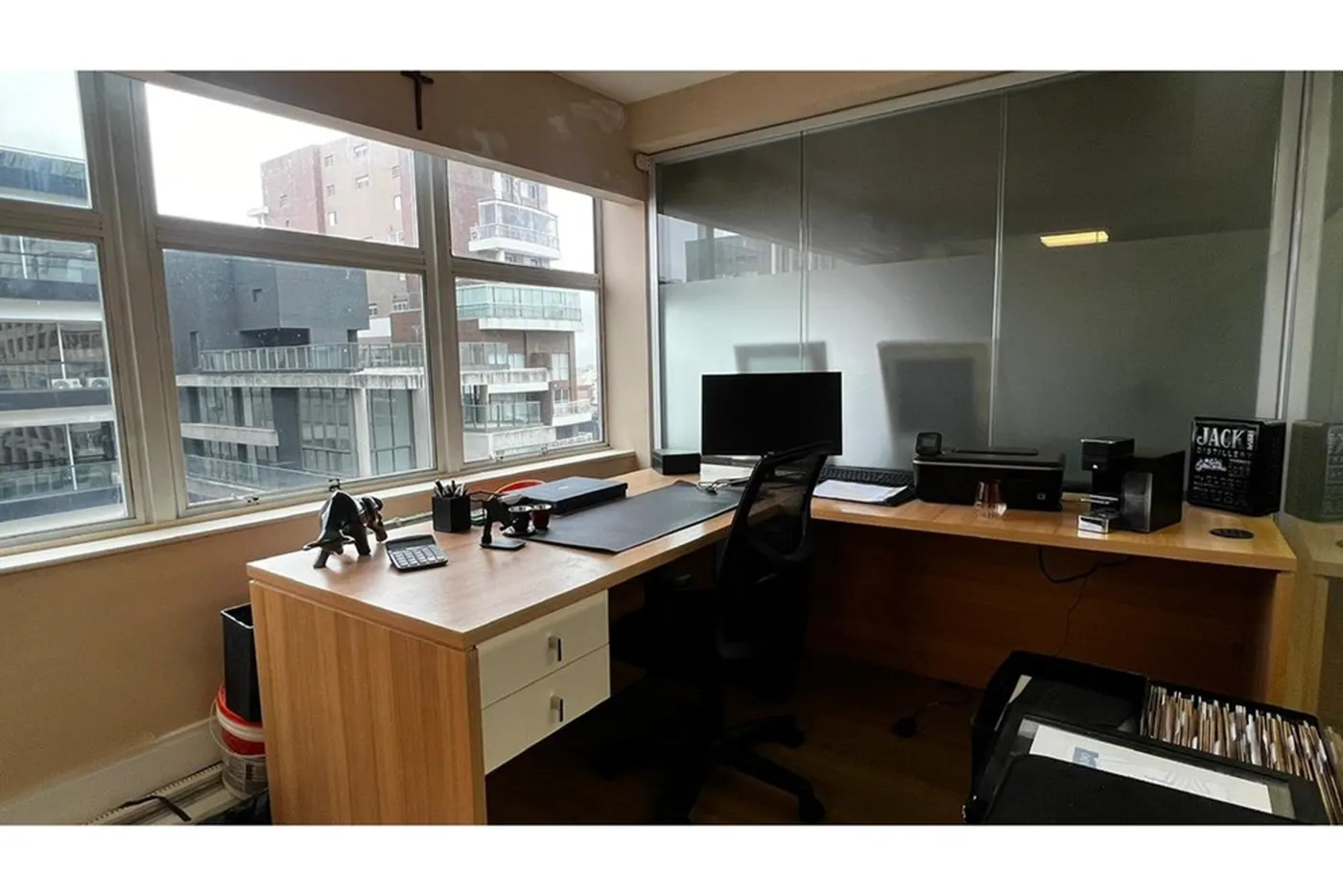 JPJEDL 680 Sala 601361051-47 - REMAX Trio Exclusividades