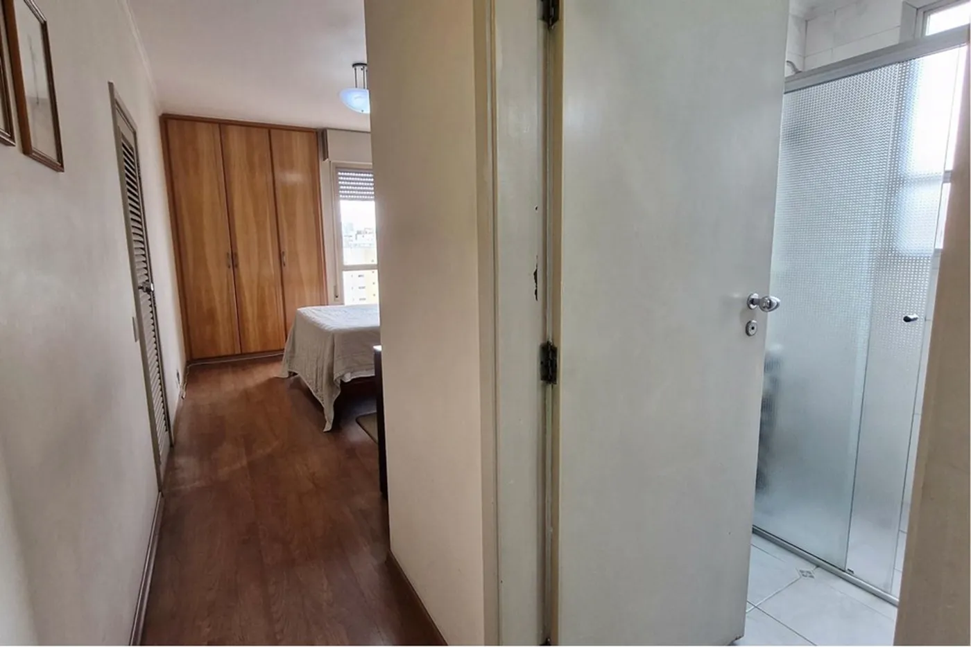 BC 569 Apto 601361053-41 - REMAX Trio Exclusividades