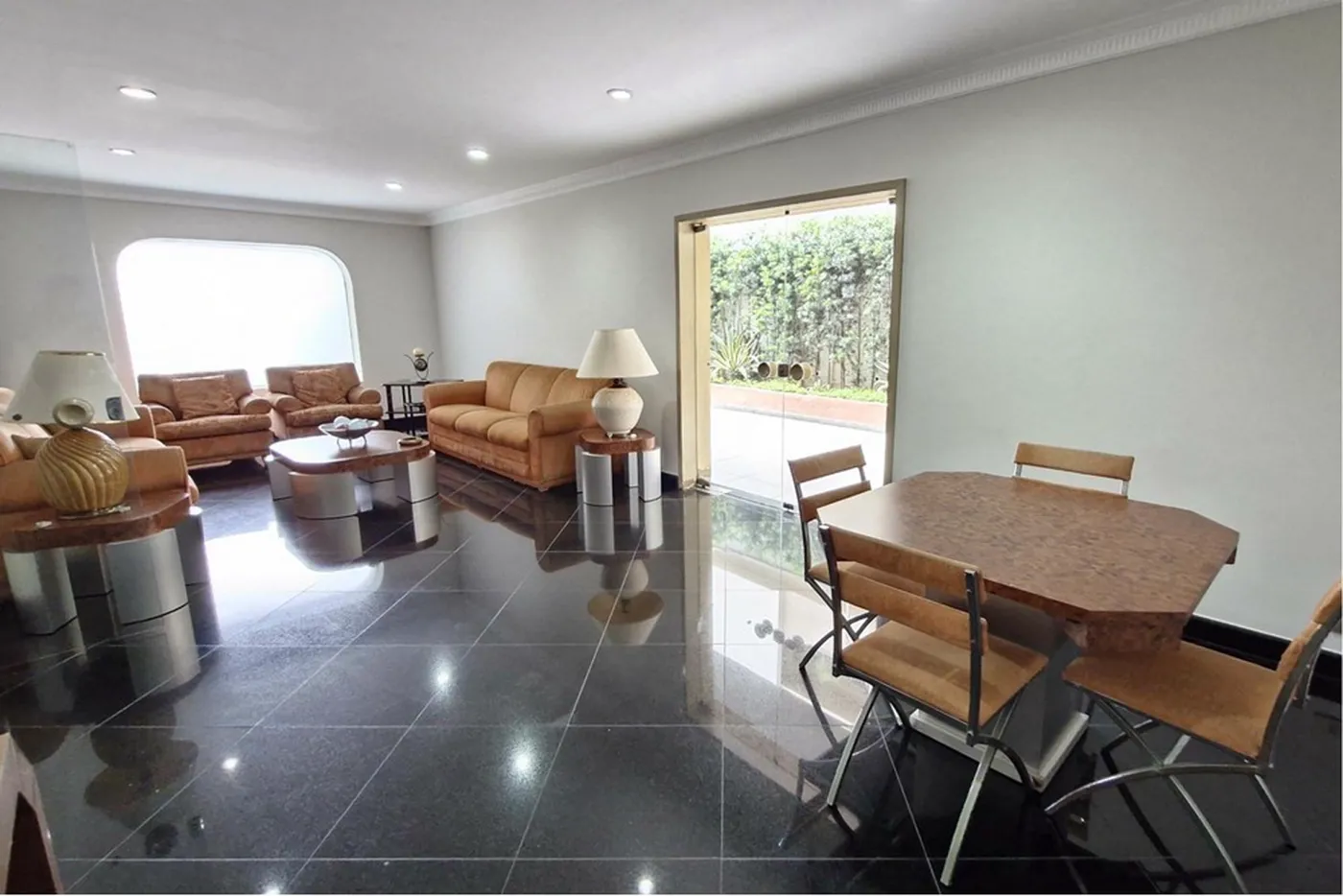 BC 569 Apto 601361053-41 - REMAX Trio Exclusividades