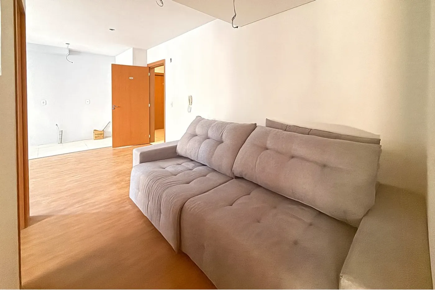 OCALN 105 Apto 612651033-99 - REMAX Pillares Exclusividades