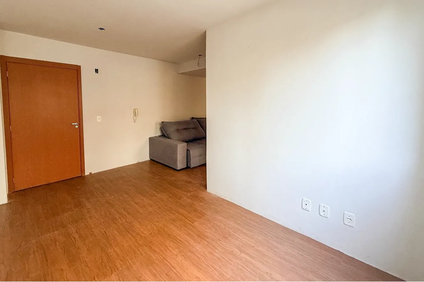 OCALN 105 Apto 612651033-99 - REMAX Pillares Exclusividades