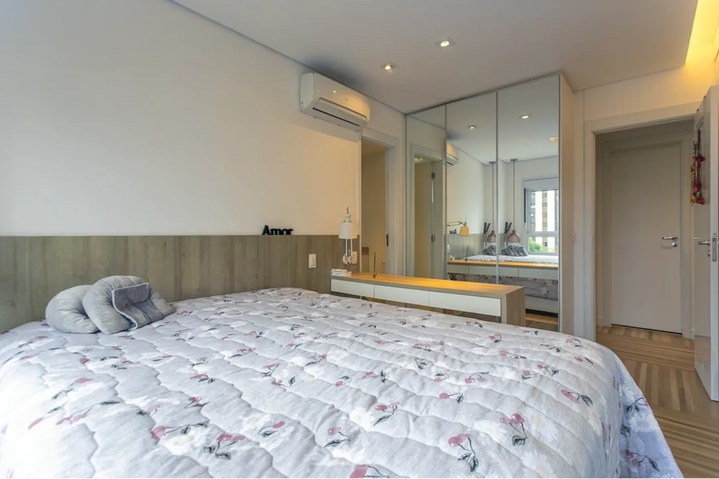 VMD 226 Apto 601301080-16 - Remax Studio 76 Exclusividades
