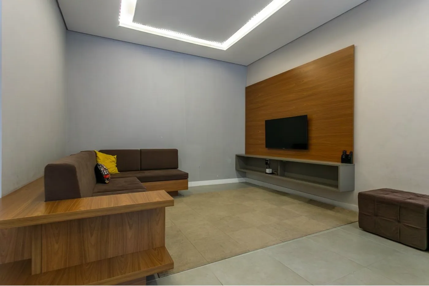 VMD 226 Apto 601301080-16 - Remax Studio 76 Exclusividades