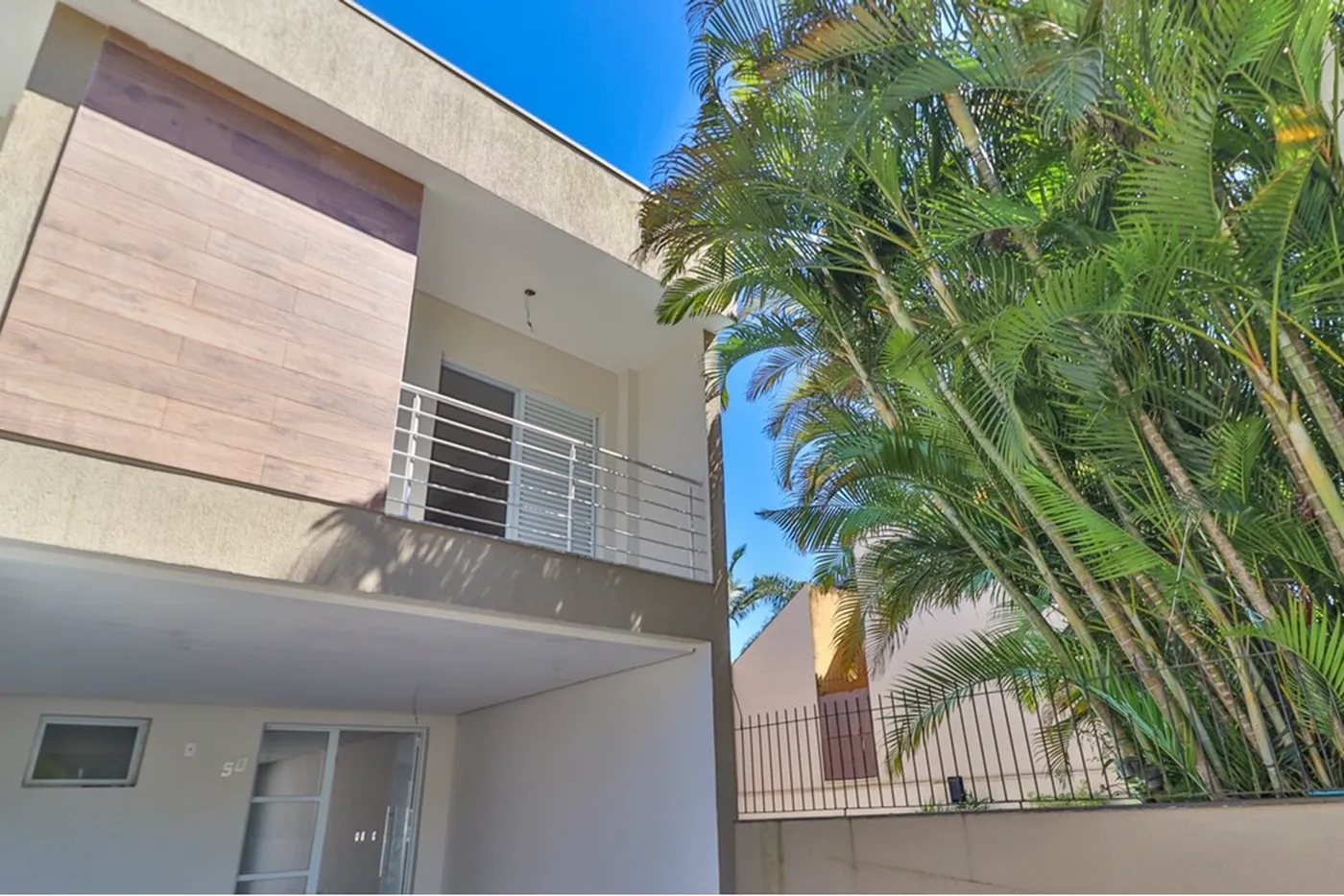 IAC 50 Casa 610101028-9 - REMAX Tri Exclusividades