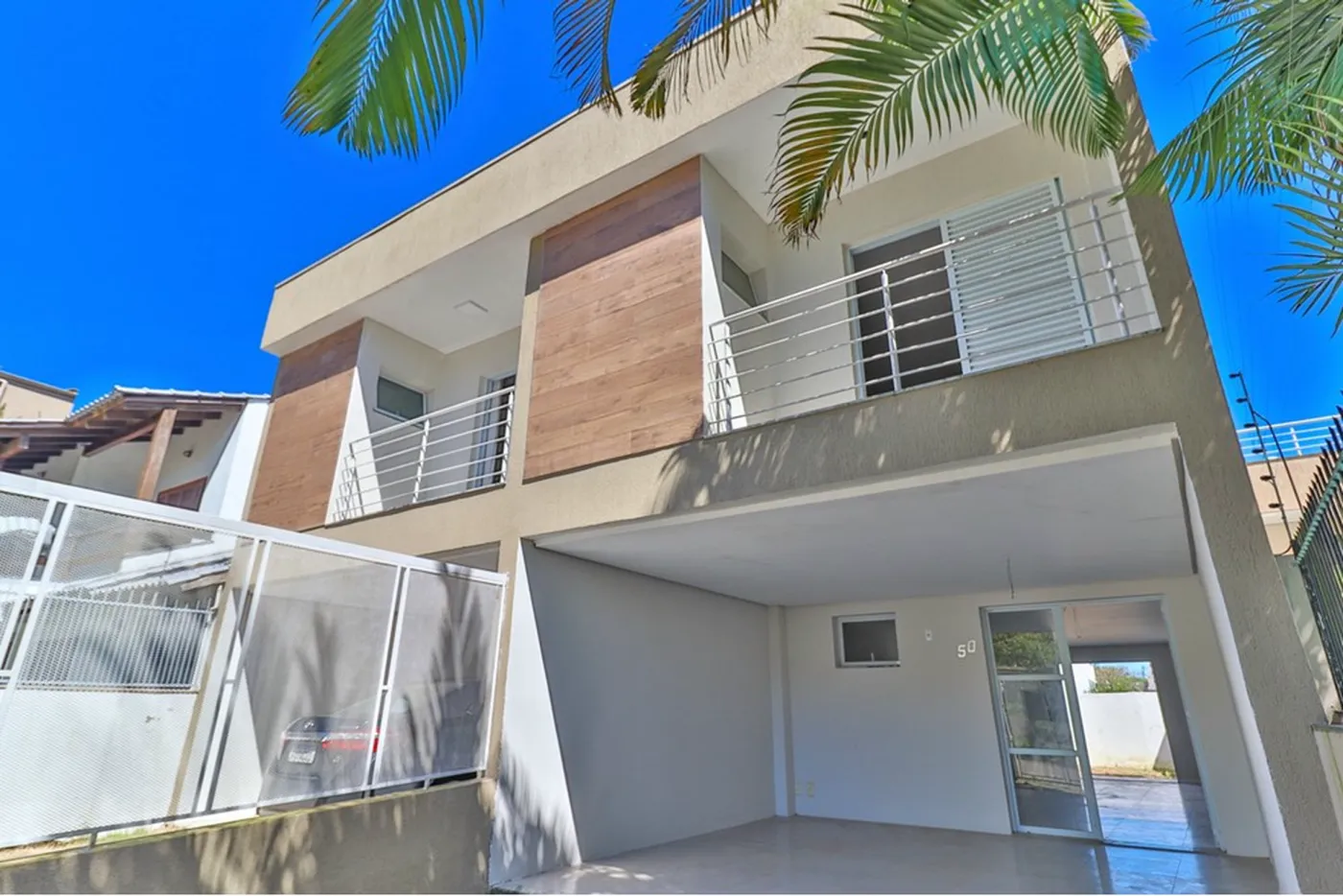 IAC 50 Casa 610101028-9 - REMAX Tri Exclusividades