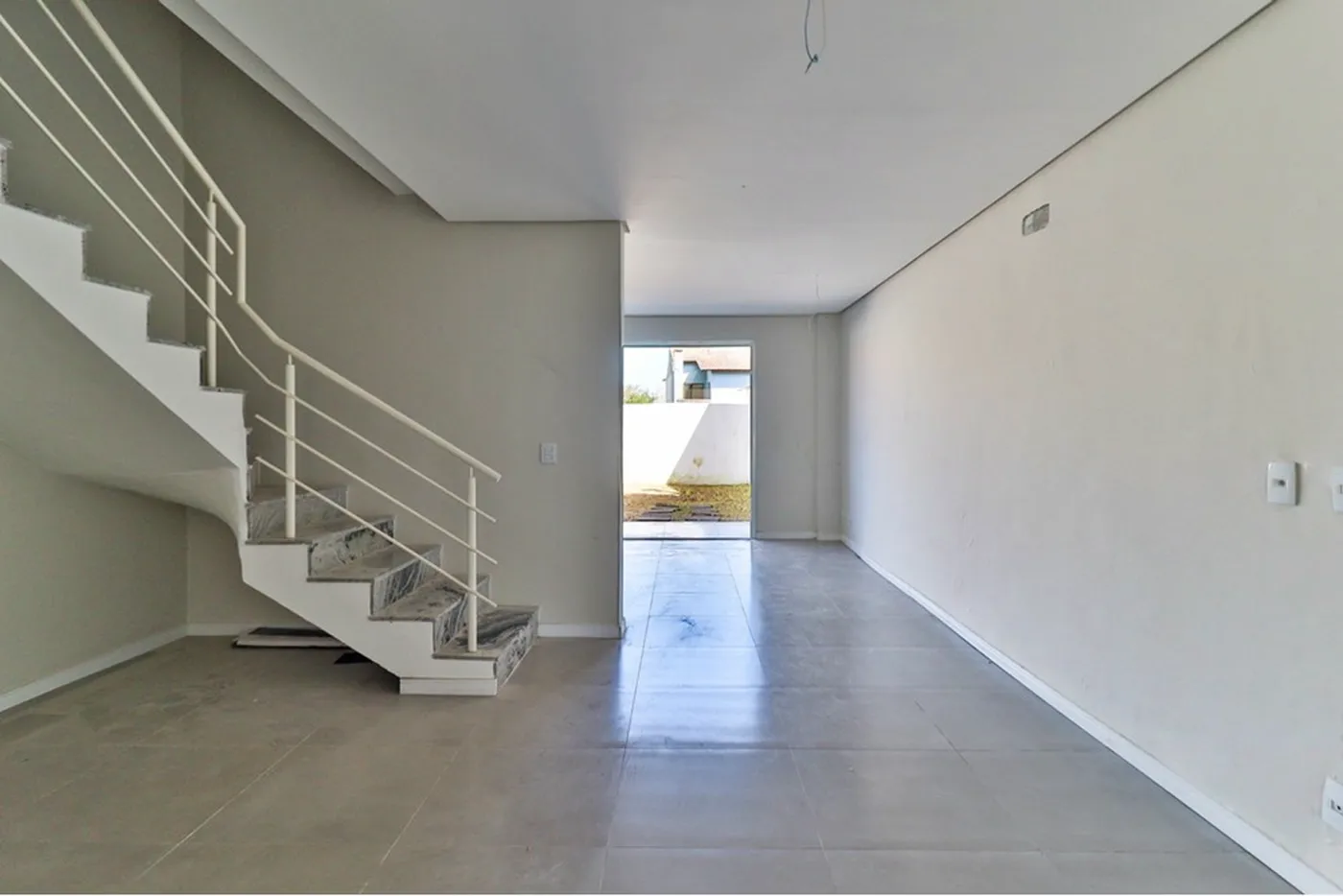 IAC 50 Casa 610101028-9 - REMAX Tri Exclusividades