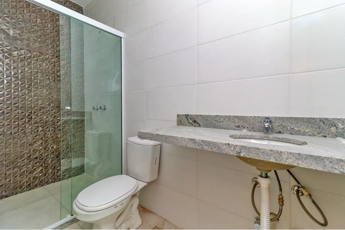 IAC 50 Casa 610101028-9 - REMAX Tri Exclusividades