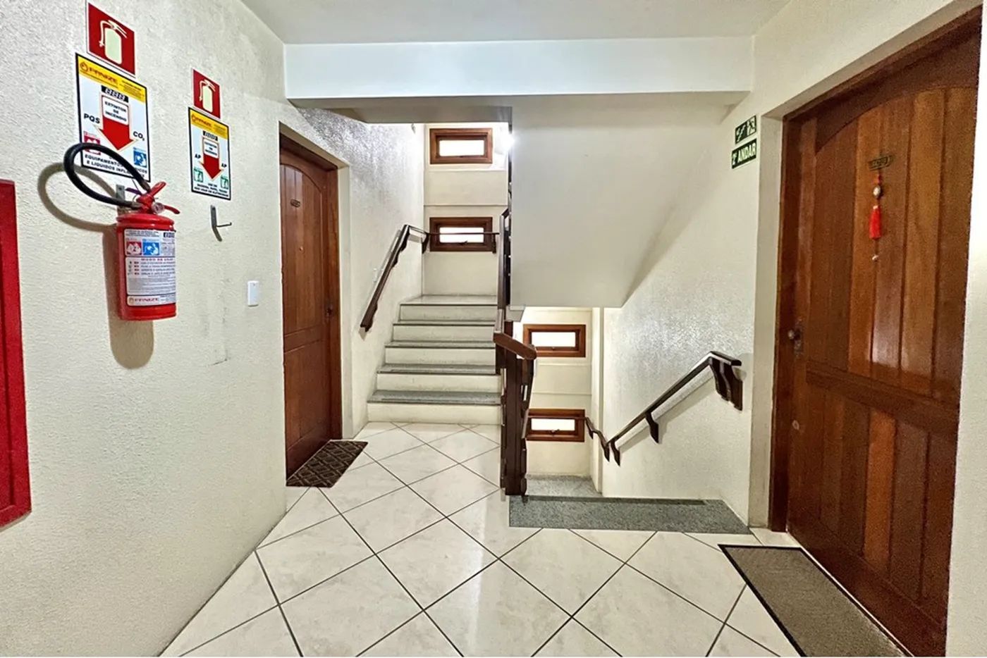 CB 1169 Apto 610241012-209 - REMAX 520 Exclusividades