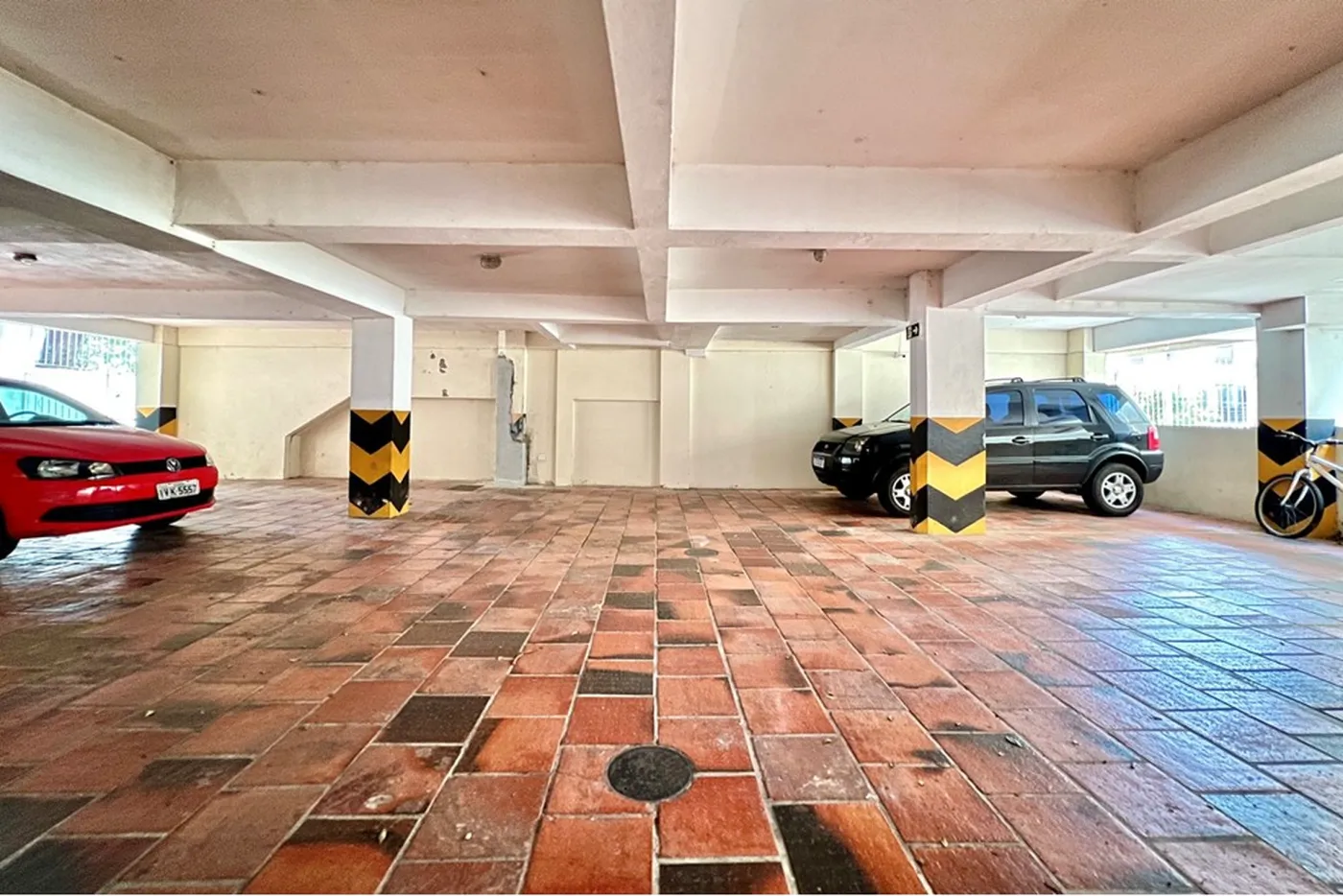 CB 1169 Apto 610241012-209 - REMAX 520 Exclusividades