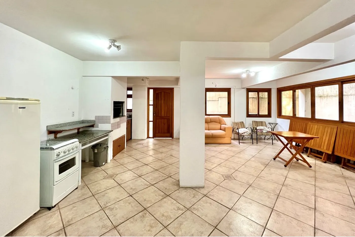 CB 1169 Apto 610241012-209 - REMAX 520 Exclusividades