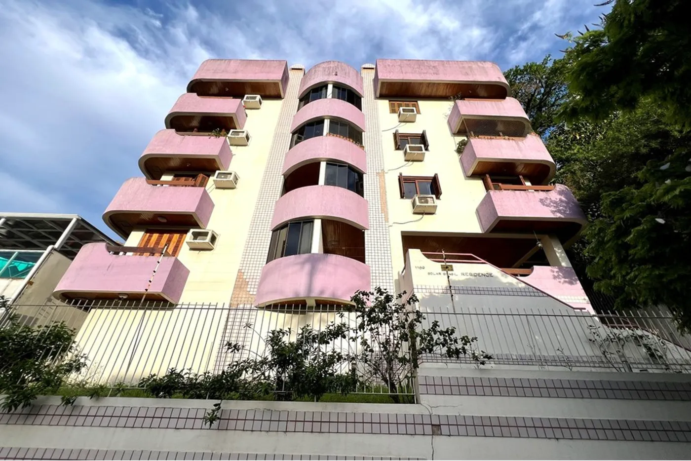 CB 1169 Apto 610241012-209 - REMAX 520 Exclusividades