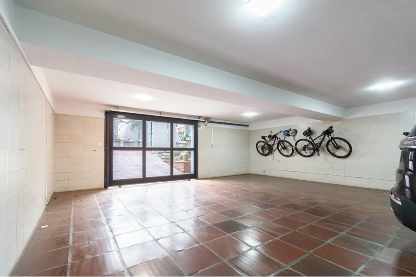 PPI 654 601131009-93 - REMAX Ares Exclusividades
