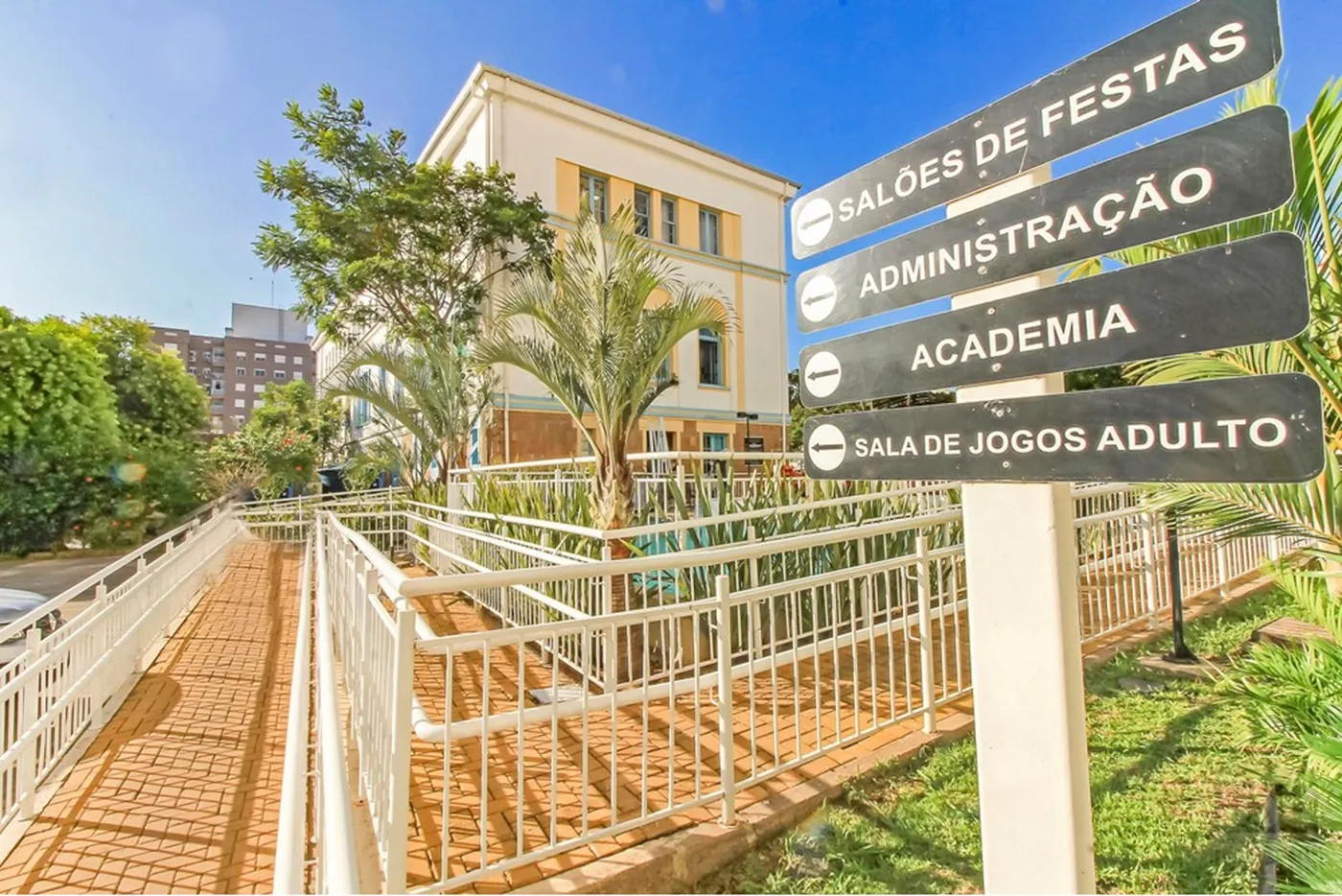 TMM 581 Apto 610191072-1 - REMAX Casa Sul Exclusividades