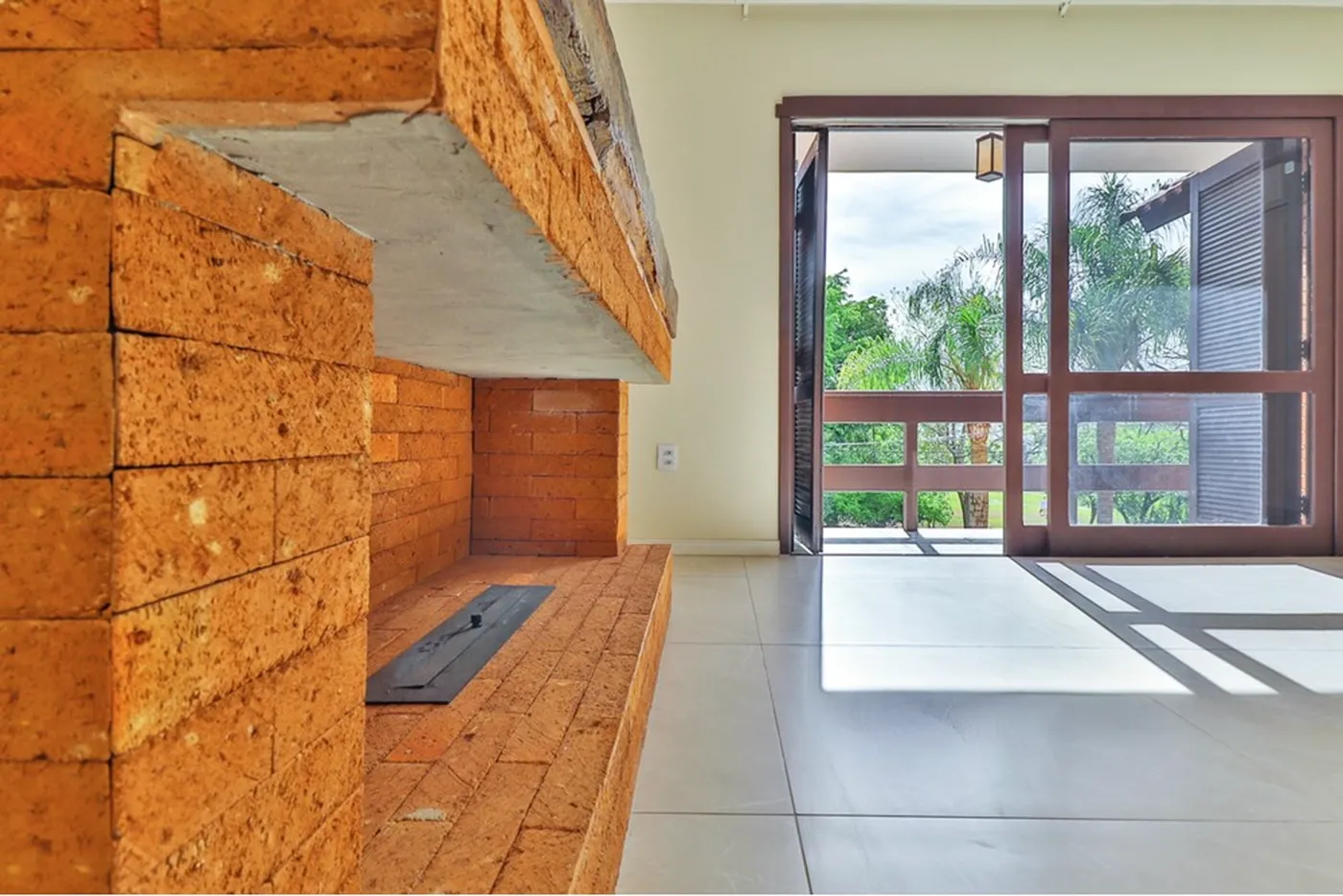 JIMSC 152 Casa 612511073-5 - REMAX Moderna Exclusividades