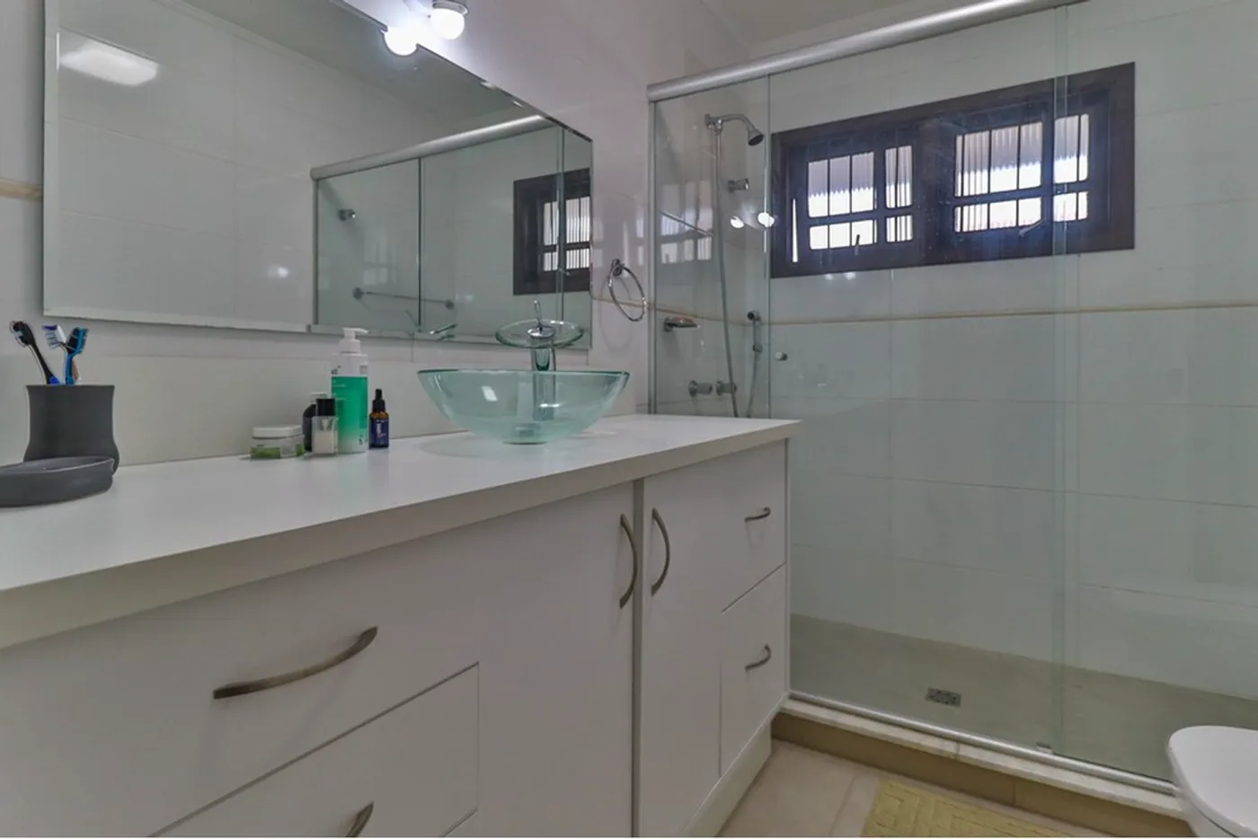 JIMSC 152 Casa 612511073-5 - REMAX Moderna Exclusividades