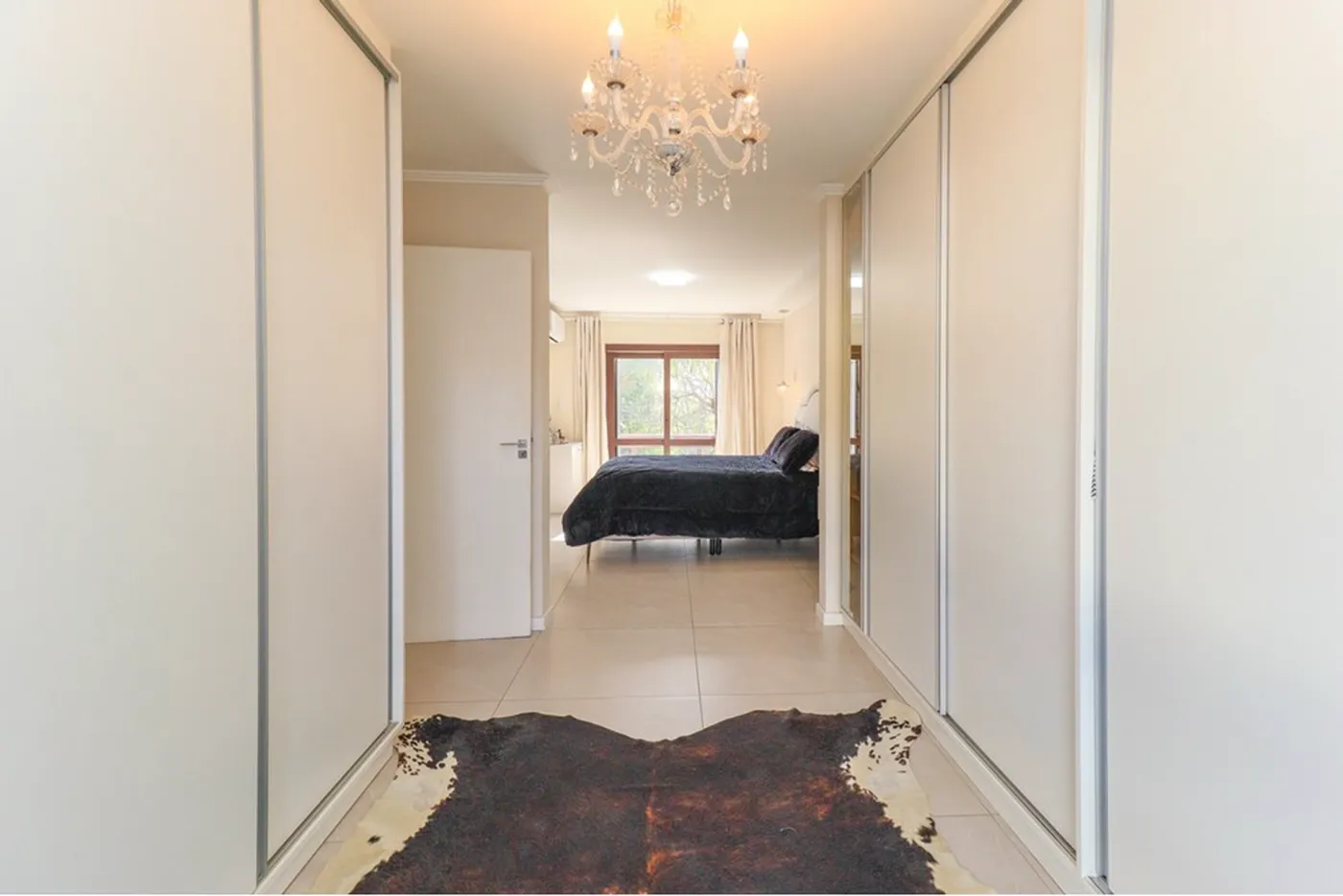 JIMSC 152 Casa 612511073-5 - REMAX Moderna Exclusividades