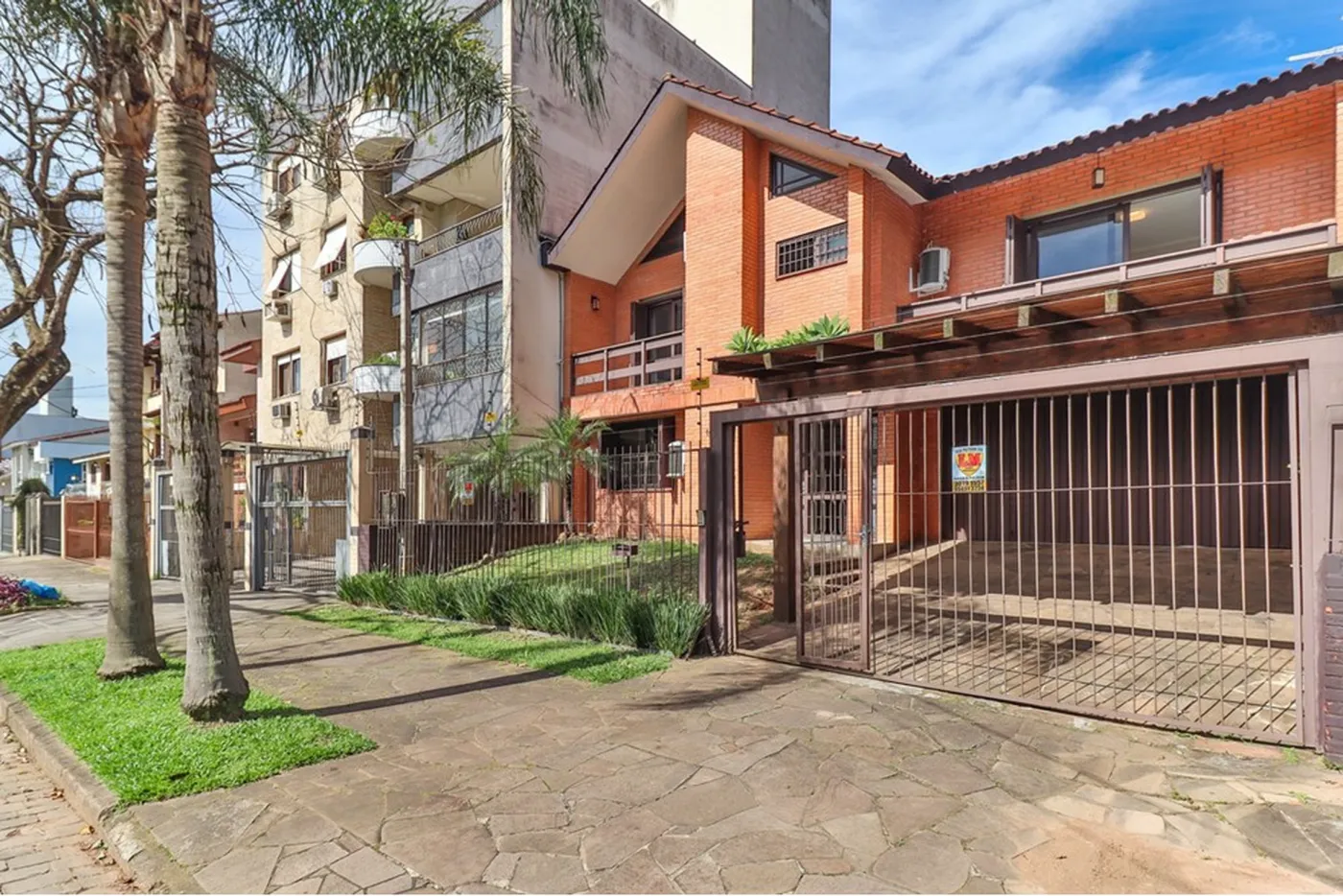 JIMSC 152 Casa 612511073-5 - REMAX Moderna Exclusividades