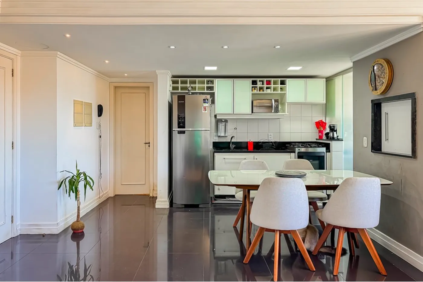 JISJES 251 Apto 612521072-25 - REMAX Place Exclusividades