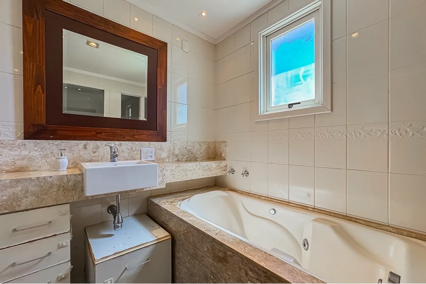 JISJES 251 Apto 612521072-25 - REMAX Place Exclusividades