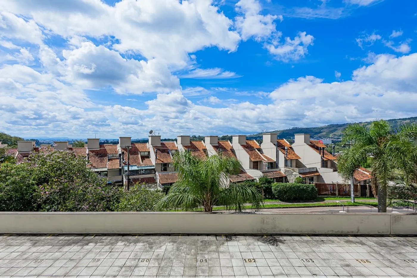 JISJES 251 Apto 612521072-25 - REMAX Place Exclusividades