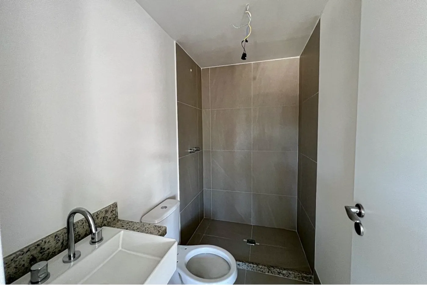 BVAS 285 Apto 610371008-102 - REMAX Rocket Exclusividades