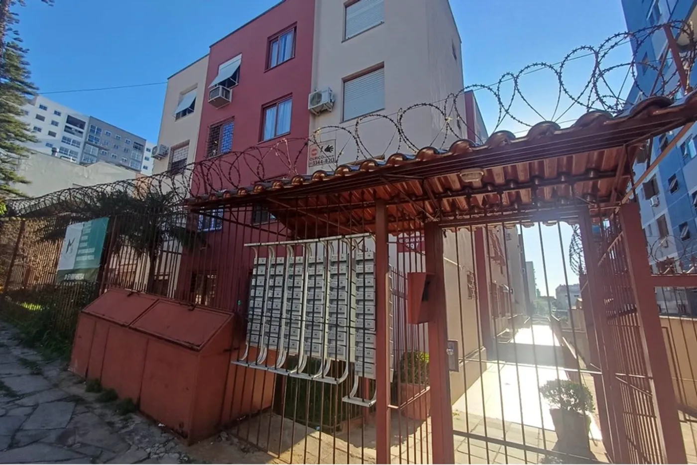 VIAS 397 Apto 612541029-16 - REMAX Street Exclusividades