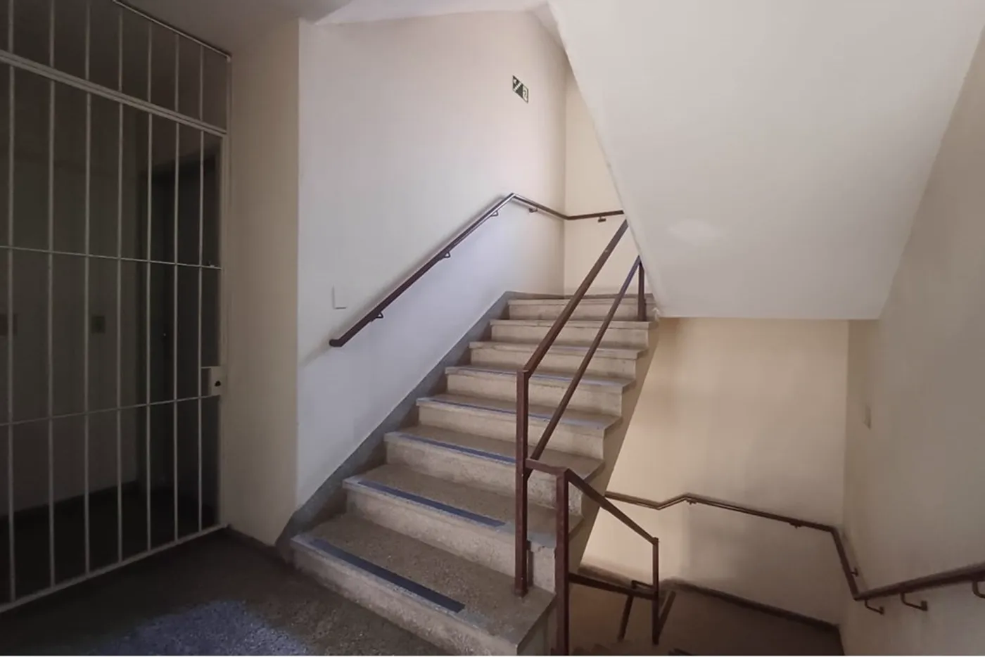 VIAS 397 Apto 612541029-16 - REMAX Street Exclusividades