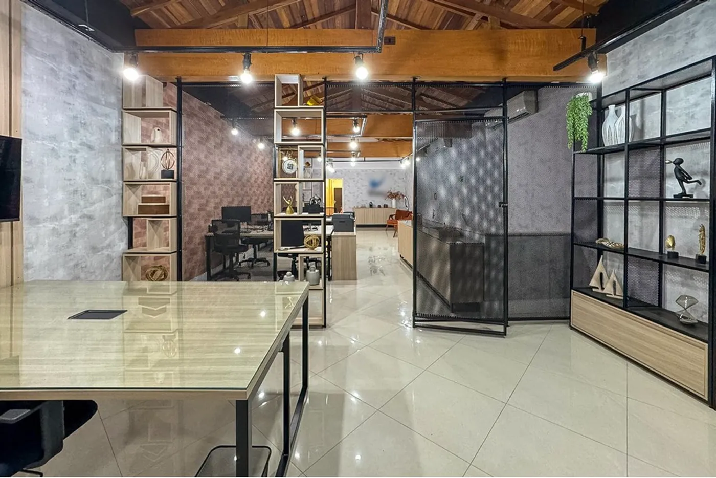 SCDS 246 Prédio 601301001-37 - Remax Studio 76 Exclusividades