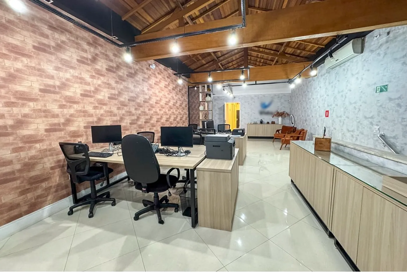 SCDS 246 Prédio 601301001-37 - Remax Studio 76 Exclusividades