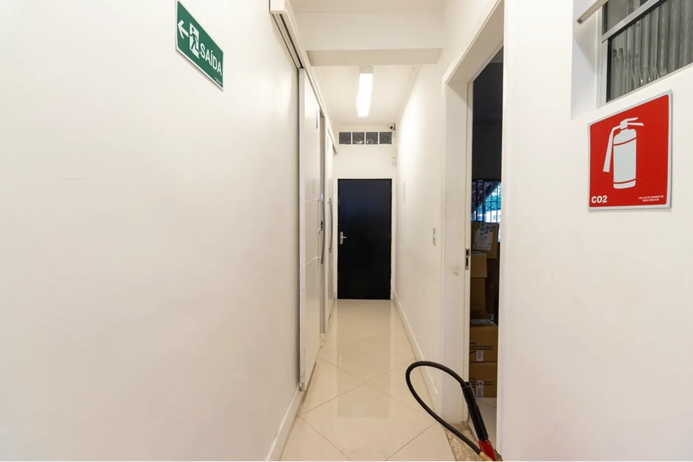 SCDS 246 Prédio 601301001-37 - Remax Studio 76 Exclusividades