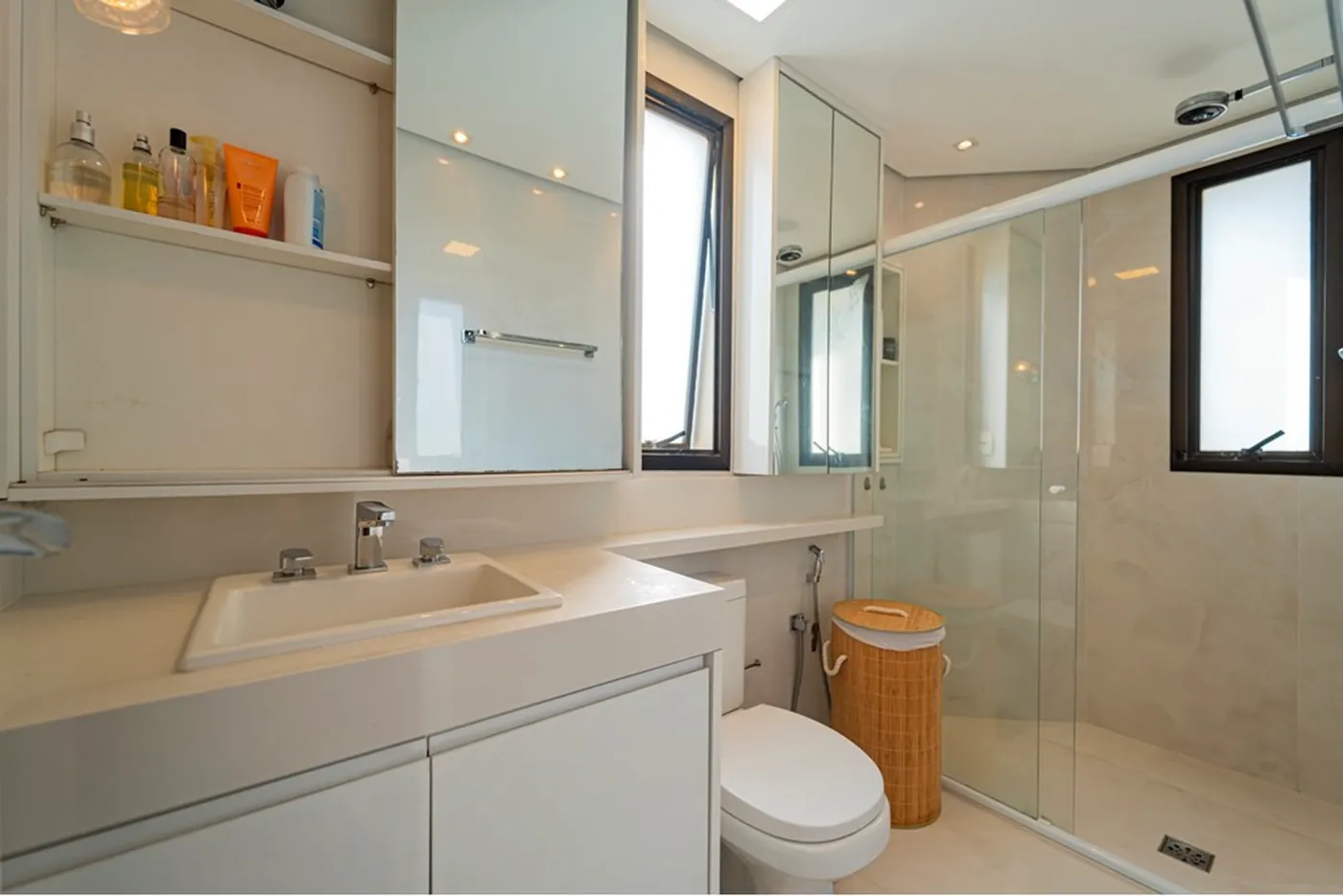 VMDV 910 Apto 601301040-87 - Remax Studio 76 Exclusividades