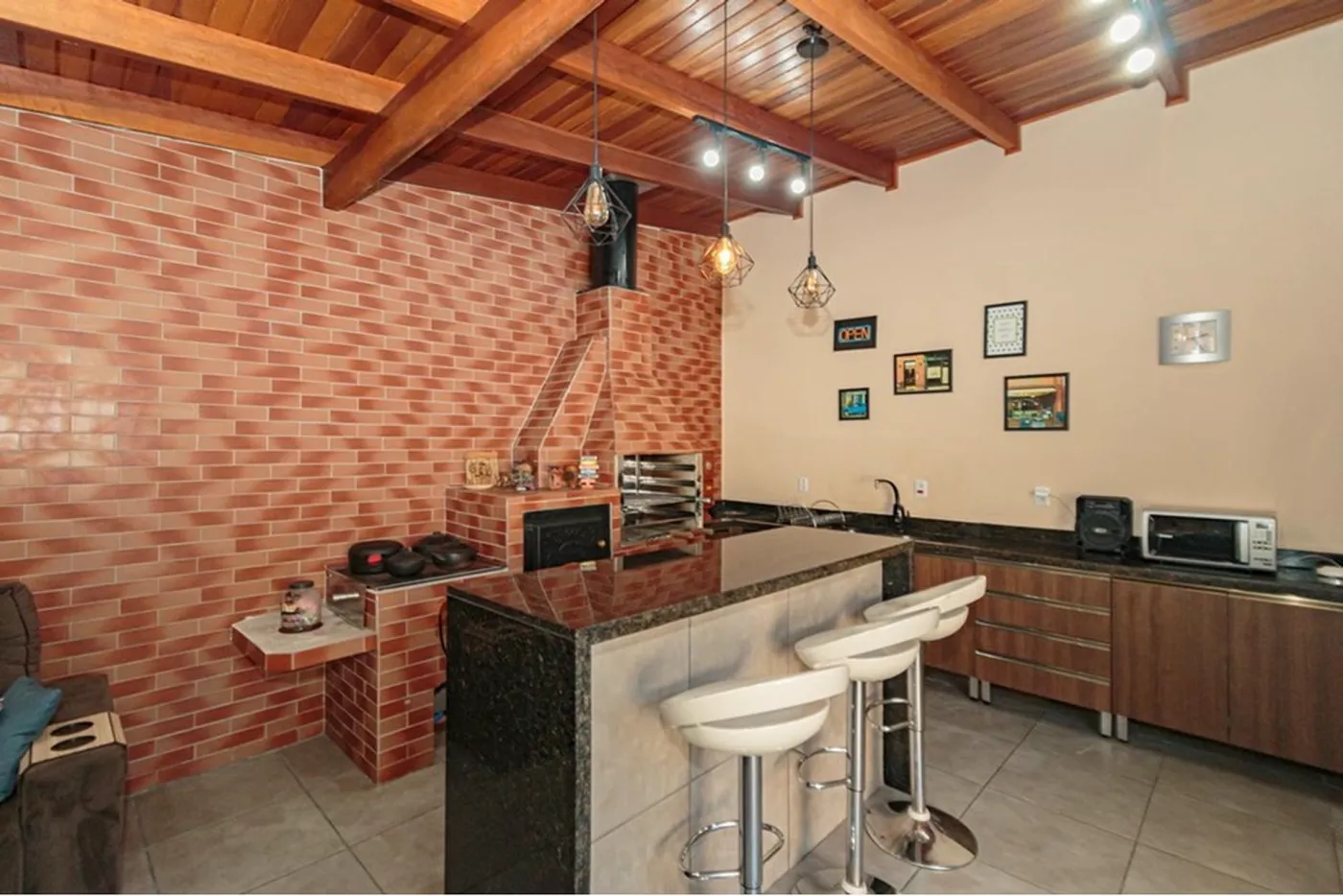 RBCLP 430 612491006-105 - REMAX Trend Exclusividades