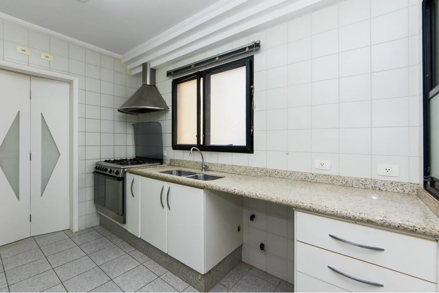 VAI 191 Apto 602051002-79 - REMAX B Loyalty Exclusividades