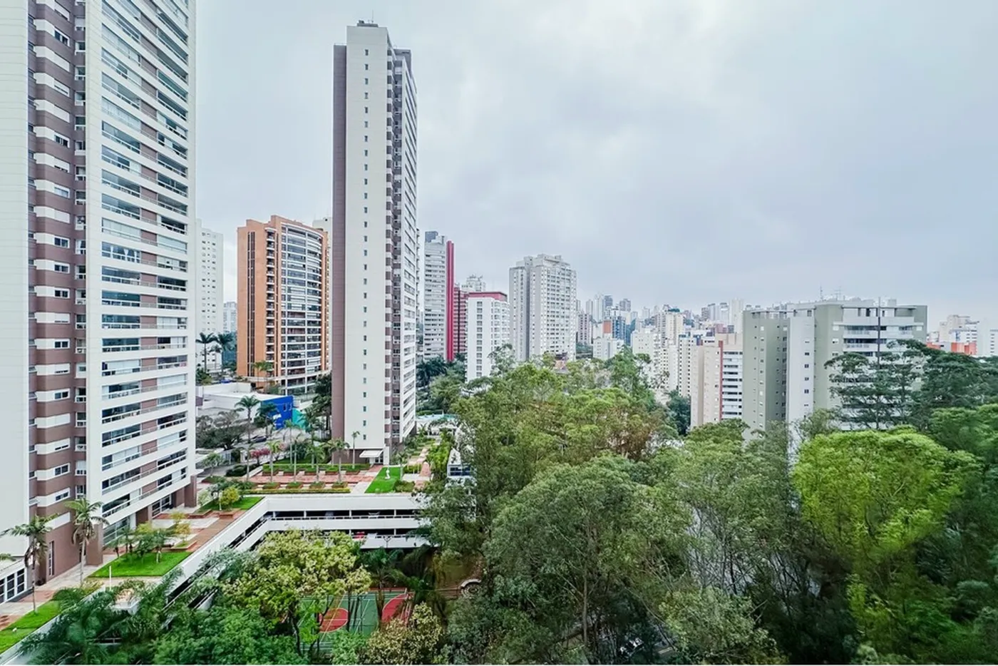 VAI 191 Apto 602051002-79 - REMAX B Loyalty Exclusividades
