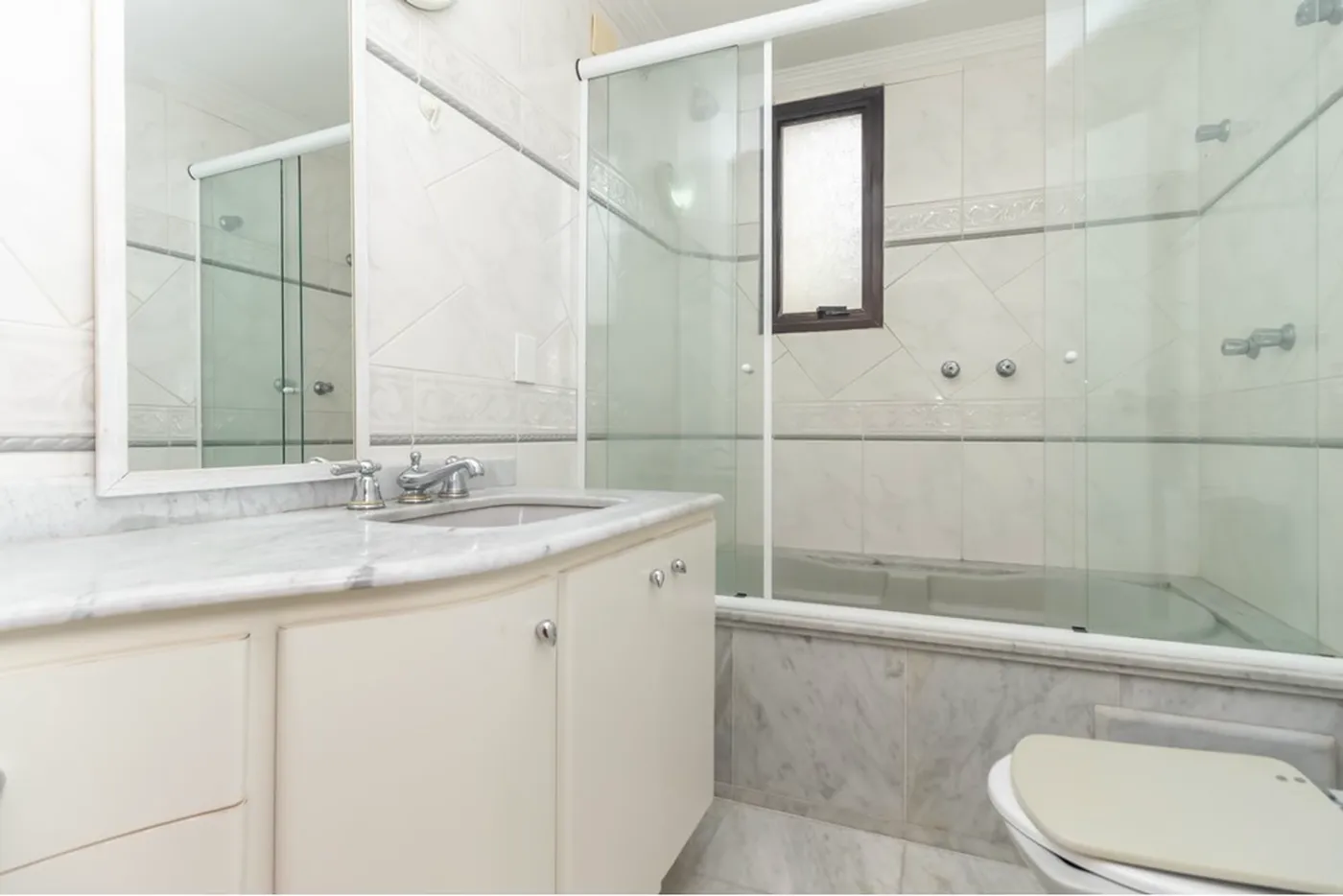 VSECP 100 Apto 602031024-103 - REMAX Classique Exclusividades