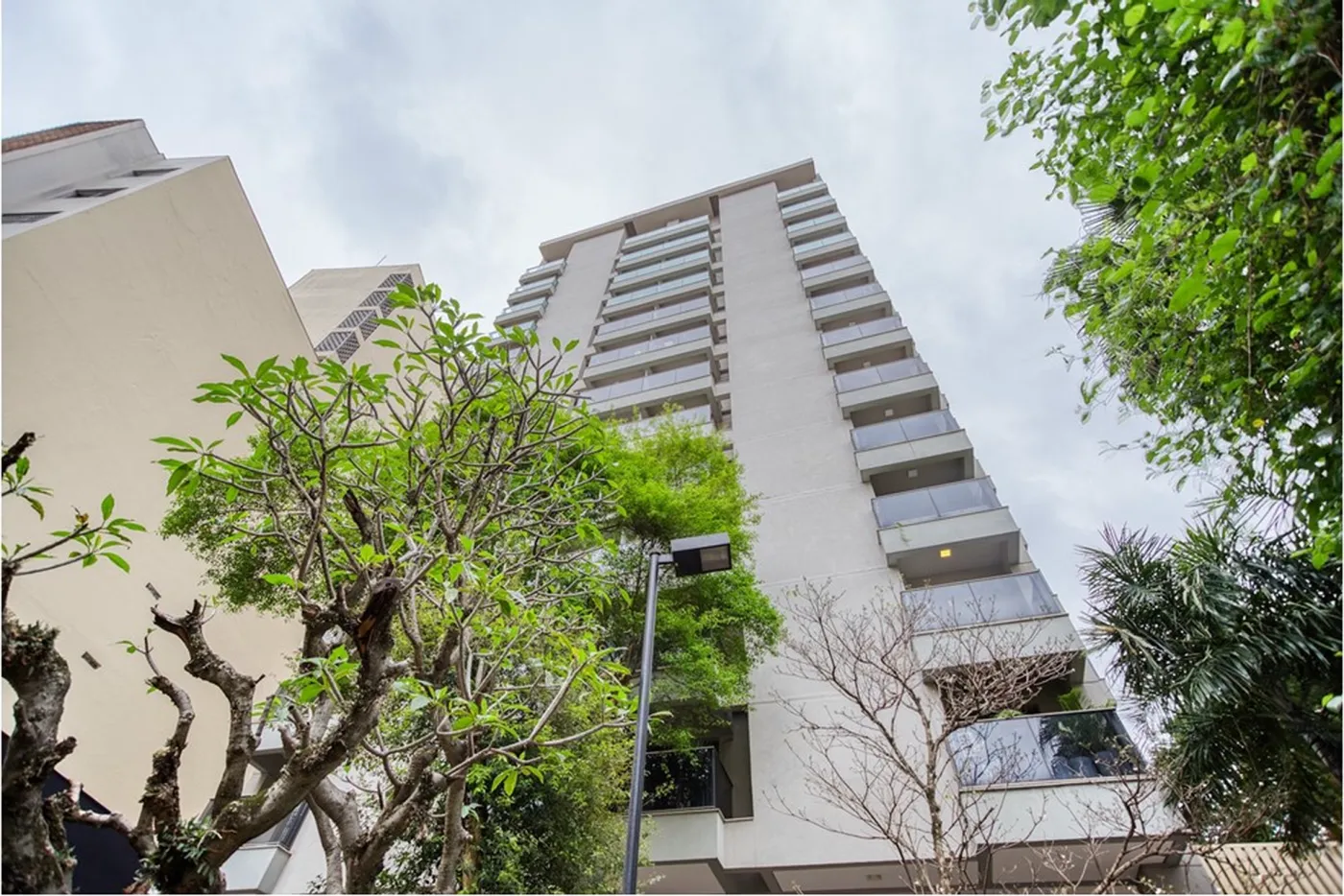 PT 446 Sala 601081092-4 - REMAX Lepex Exclusividades
