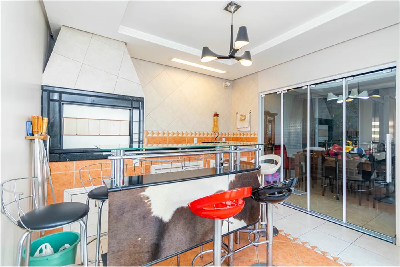 SE 190 Casa 612511010-107 - REMAX Moderna Exclusividades